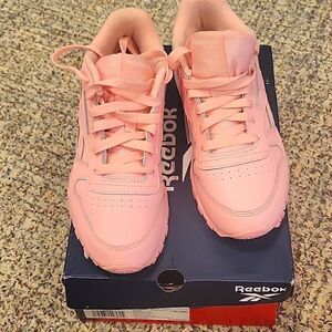 𝅺REEBOK woman's 5,5 